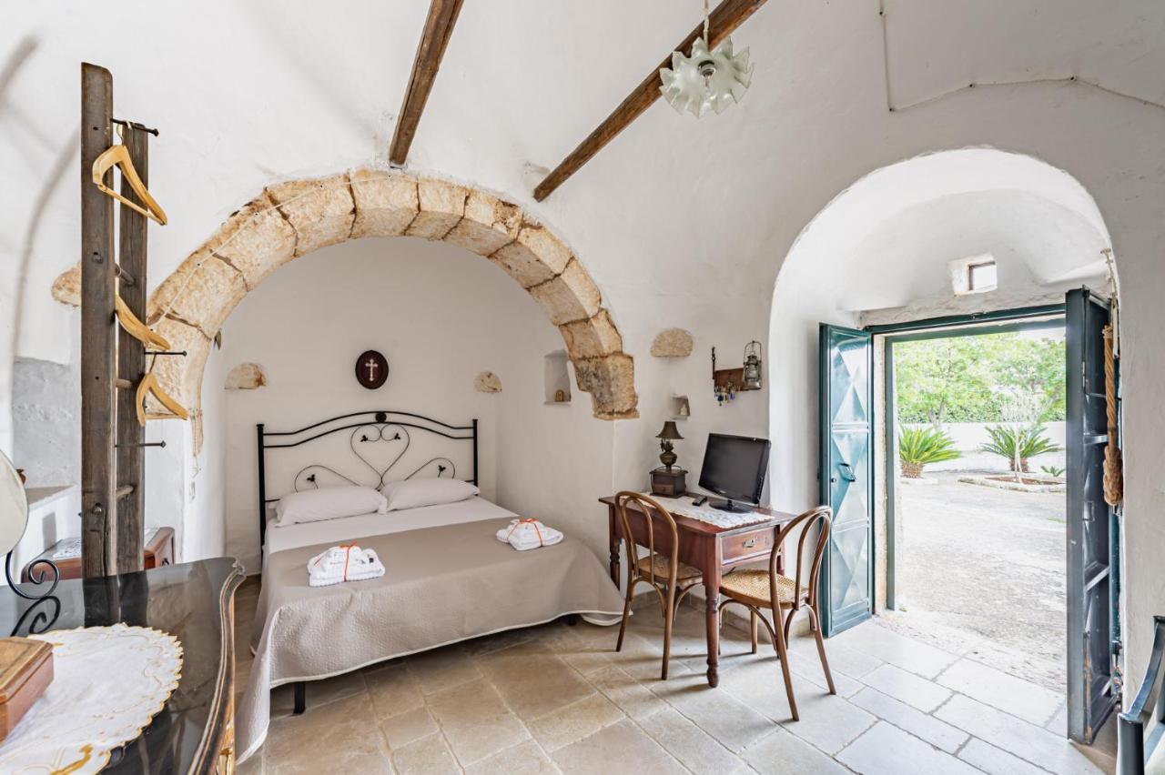 Trullo Saraceno By Rentbeat Villa Ostuni Exterior photo